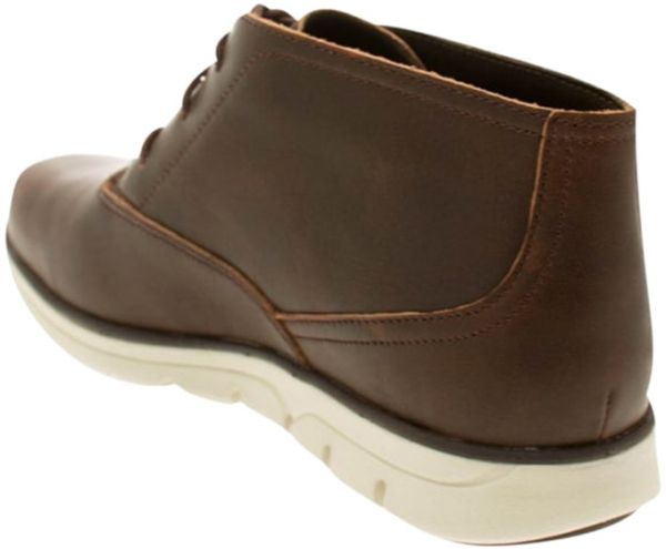 Timberland Chukka Boots for Men - Brown